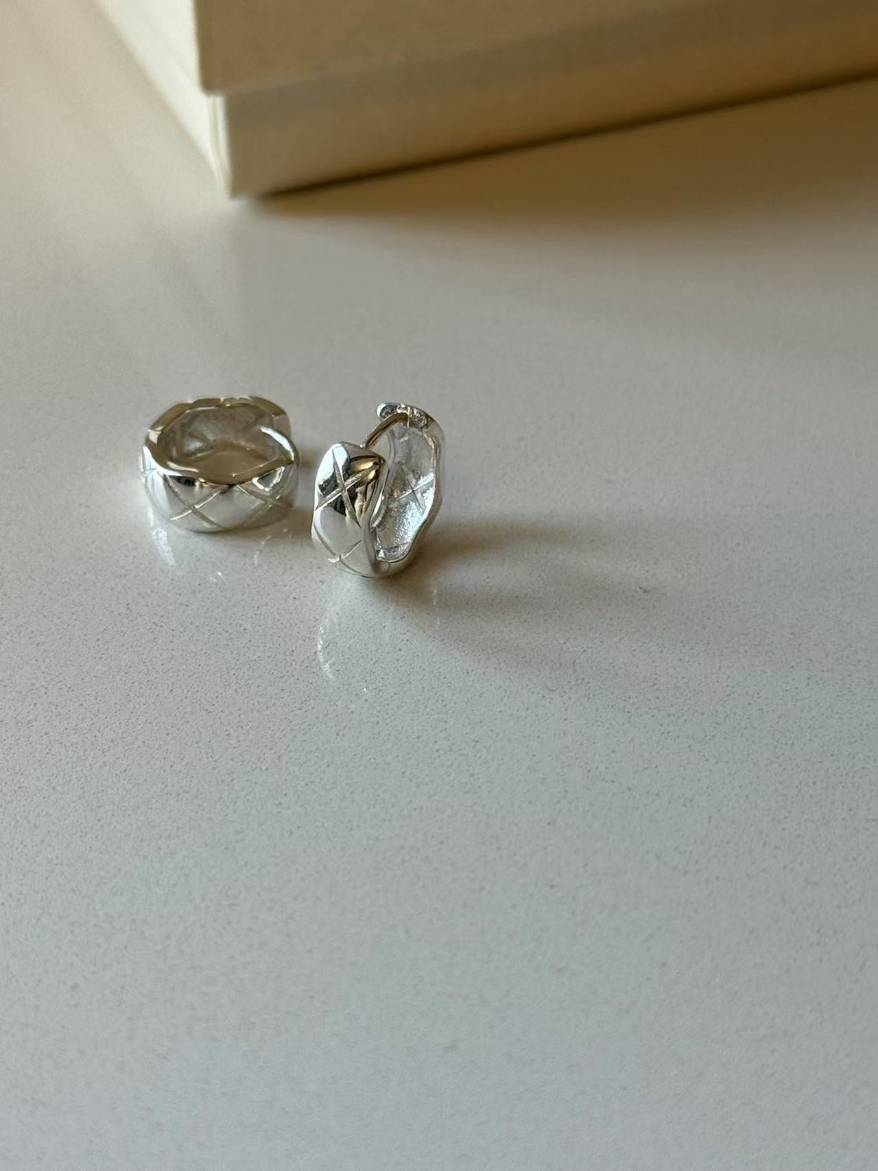 Diamond Grid Ear Clips